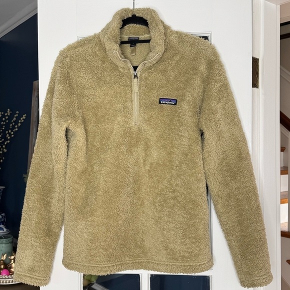 Patagonia Women's Los Gatos 1/4 Zip fleece pullover. Medium Tan - Picture 1 of 5